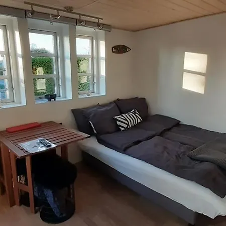 Cozy Tiny Room, Mini Kitchen And Bathroom * Otterup