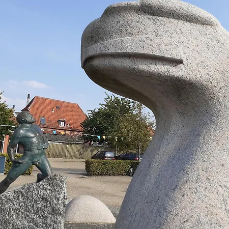 Cozy Tiny Room, Mini Kitchen And Bathroom לינה וארוחת בוקר